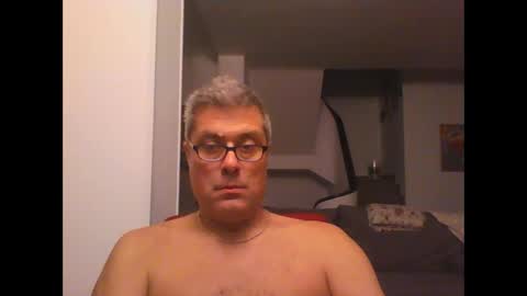 Snapshot of prendimisubito chatting on 09/26/25, 12:58 prendimisubito online show from 09/26/25, 12:58