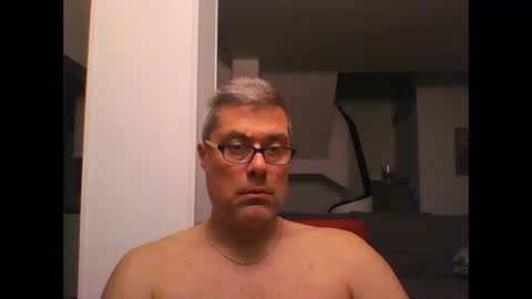 Snapshot of prendimisubito chatting on 10/30/25, 03:19 prendimisubito online show from 10/30/25, 03:19