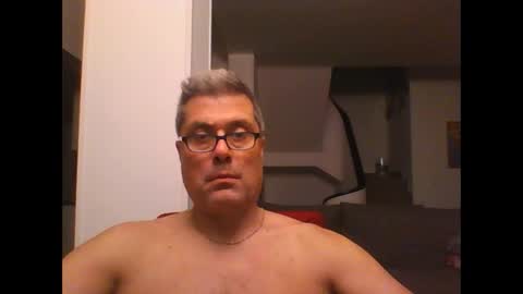 Snapshot of prendimisubito chatting on 11/12/25, 01:17 prendimisubito online show from 11/12/25, 01:17