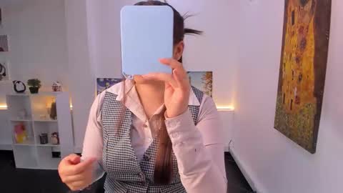 Snapshot of press_anykey chatting on 01/07/26, 12:07 Camila online show from 01/07/26, 12:07