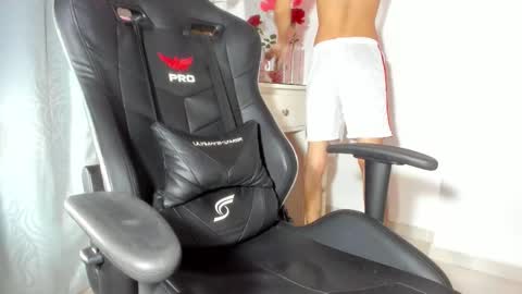 PRESSURE online show from 03/10/26, 12:10