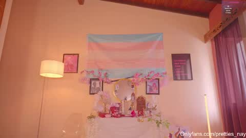 Nayrobi online show from 03/22/26, 02:53