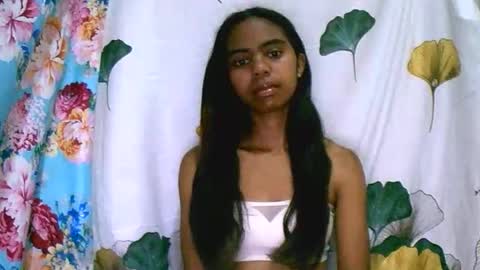 prettiethalia online show from 12/05/25, 07:10