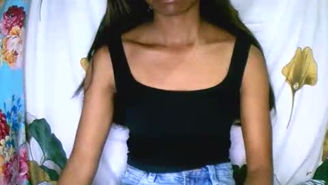 prettiethalia online show from 12/19/25, 09:16