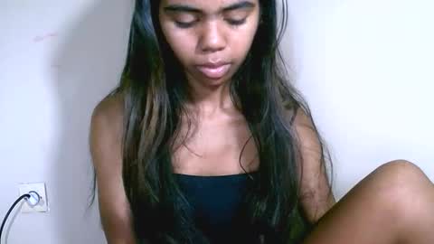 prettiethalia online show from 02/18/26, 09:33