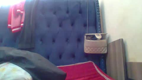 Snapshot of pretty1_lioness chatting on 02/16/26, 08:21 pretty1_lioness online show from 02/16/26, 08:21