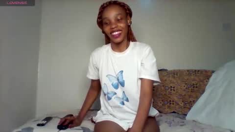 pretty253 online show from 05/17/26, 06:48