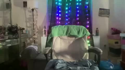 Yasmine pretty online show from 03/13/26, 11:22