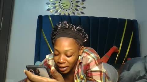 Pretty online show from 03/05/26, 06:42