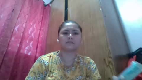 pretty_aimee online show from 11/16/25, 01:22