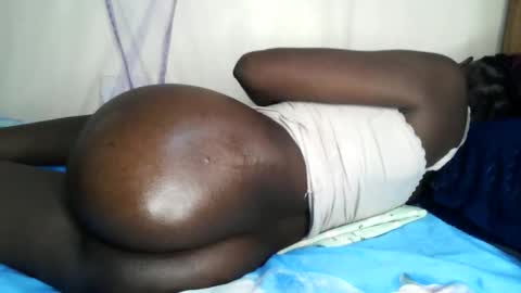 pretty_ass07 online show from 04/16/26, 05:03