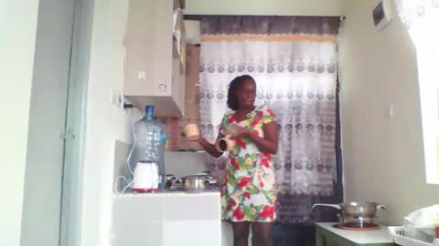 Karol online show from 09/18/25, 07:32