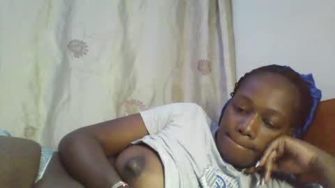 Karol online show from 09/23/25, 02:47