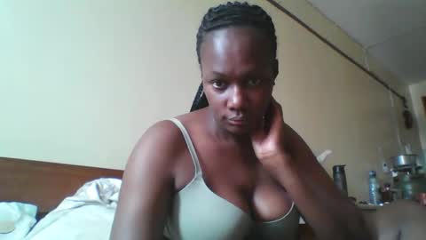 Karol online show from 11/10/25, 09:19