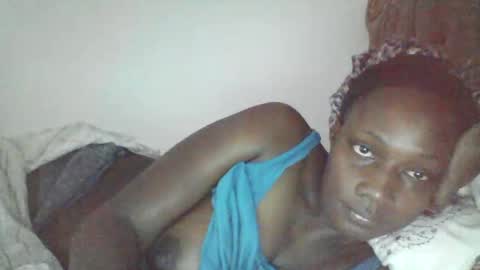 Snapshot of pretty_beib chatting on 06/20/26, 07:22 Karol online show from 06/20/26, 07:22