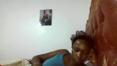 Snapshot of pretty_beib chatting on 07/08/26, 05:56 Karol online show from 07/08/26, 05:56