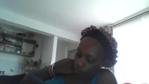 Snapshot of pretty_beib chatting on 07/14/26, 07:02 Karol online show from 07/14/26, 07:02
