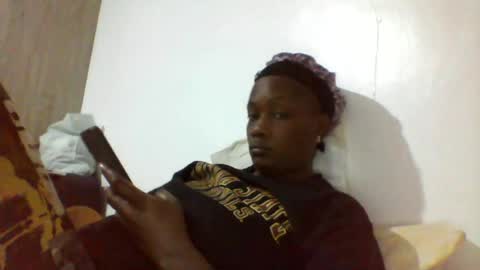Snapshot of pretty_beib chatting on 07/22/26, 04:37 Karol online show from 07/22/26, 04:37