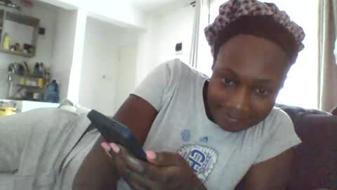 Snapshot of pretty_beib chatting on 07/25/26, 07:50 Karol online show from 07/25/26, 07:50