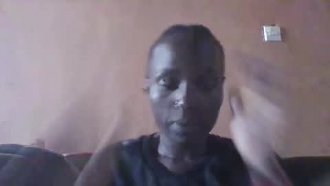 pretty_betty_ online show from 02/08/25, 09:24