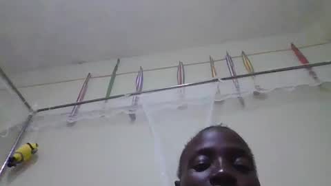 pretty_betty_ online show from 02/10/25, 06:45