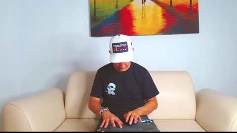 pretty_boy_model0 online show from 02/13/25, 10:00