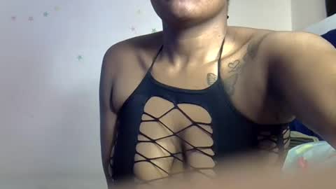 pretty_daina3 online show from 07/16/26, 12:55