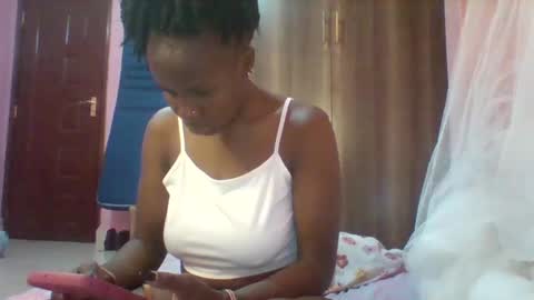 pretty_darya online show from 01/14/25, 06:56