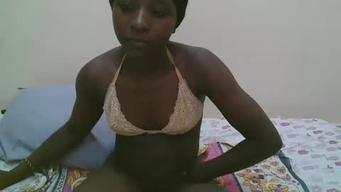 pretty online show from 02/06/26, 12:37