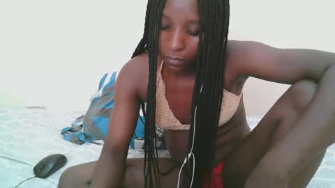 pretty online show from 03/01/26, 01:13