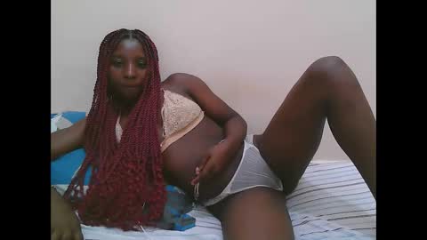 pretty online show from 03/06/26, 02:19