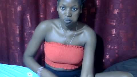 Snapshot of pretty_ebby chatting on 06/11/26, 05:55 pretty_ebby online show from 06/11/26, 05:55