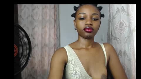 Pretty ebonygirl2 online show from 03/01/26, 07:10