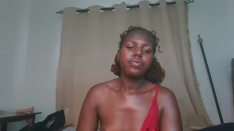 pretty_empress online show from 07/30/26, 08:57