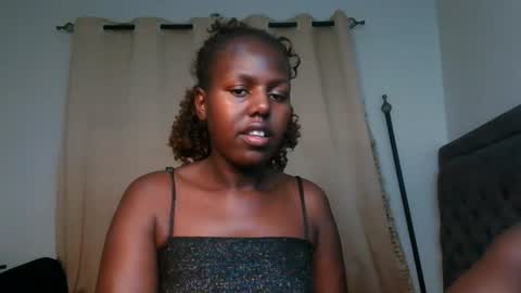 pretty_empress online show from 08/04/26, 07:27