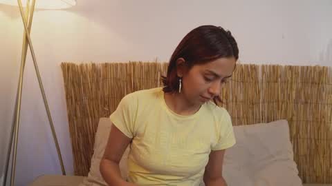 pretty_goddess online show from 06/04/26, 08:15