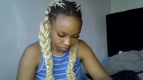 pretty jazminee online show from 06/13/26, 01:53