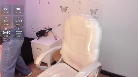 pretty online show from 04/07/26, 11:32