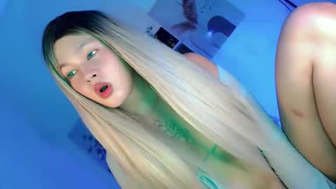 Flor online show from 10/31/25, 09:49