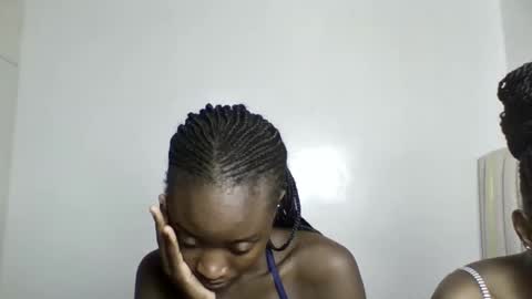 pretty luv1 online show from 02/24/26, 09:02