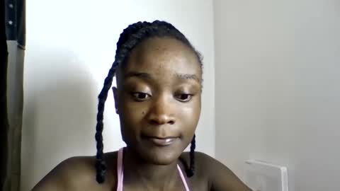pretty luv1 online show from 06/08/26, 09:53