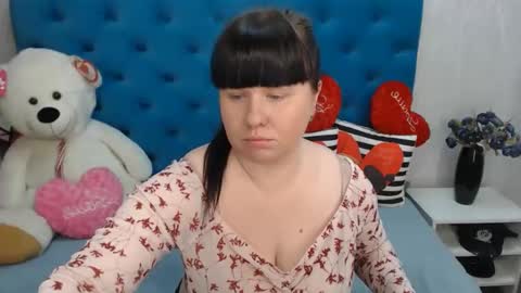 pretty_malika online show from 02/17/25, 09:24