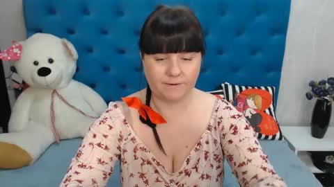 pretty_malika online show from 02/20/25, 12:47