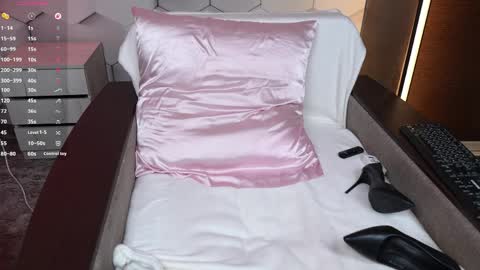 Pretty Marta online show from 04/09/26, 12:21