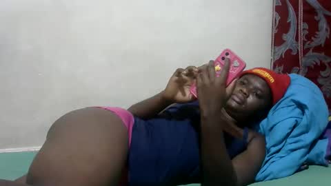 pretty_melan online show from 03/03/26, 04:18