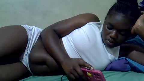 pretty_melan online show from 04/02/26, 06:33