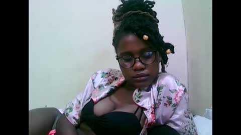pretty_mellan online show from 01/30/25, 08:11