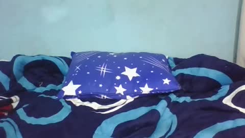 pretty_mellan online show from 11/07/25, 03:45