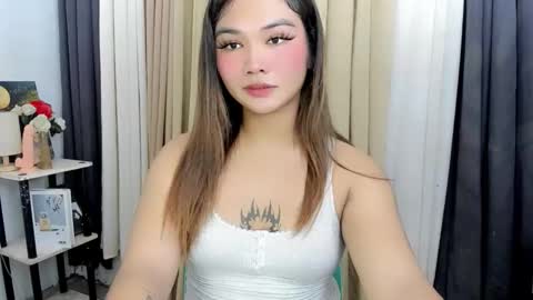 Snapshot of pretty_percy chatting on 02/13/26, 04:41 hi im percy online show from 02/13/26, 04:41