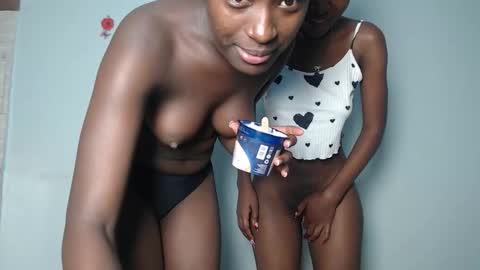 pretty_petitebody online show from 09/20/25, 06:31